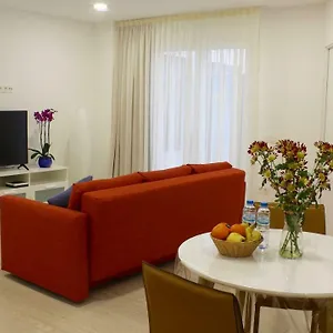 https://piso-lagunero-acogedor.adeje-hotels.com